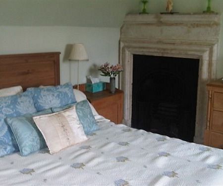 Damson Cottage B&B Lacock Extérieur photo